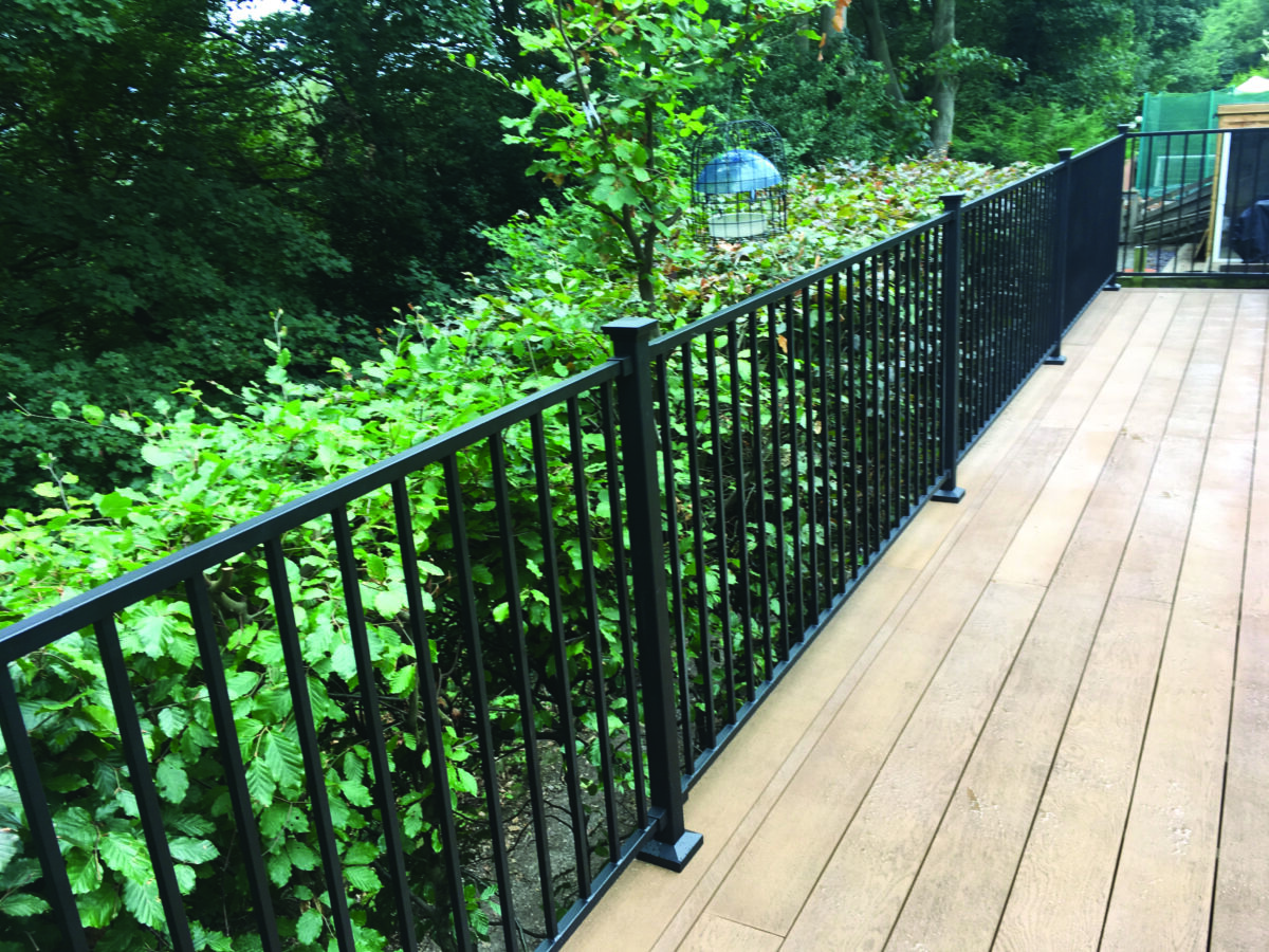 Prade Railing Fortitude Railing - F.H.Brundle