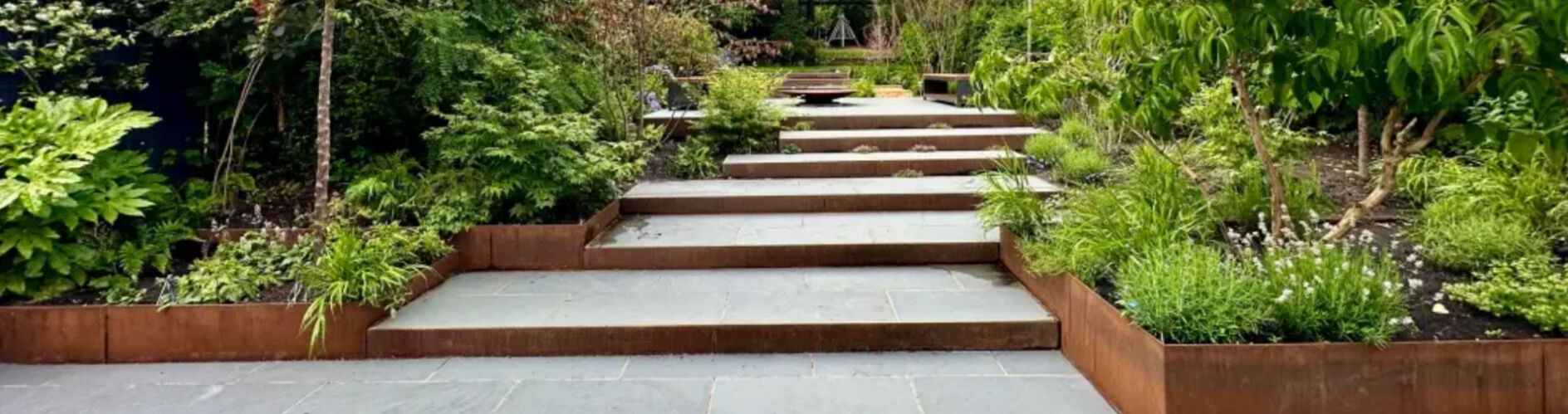 Starightcurve Raised Beds 400mm fortitude metal railings contemplation