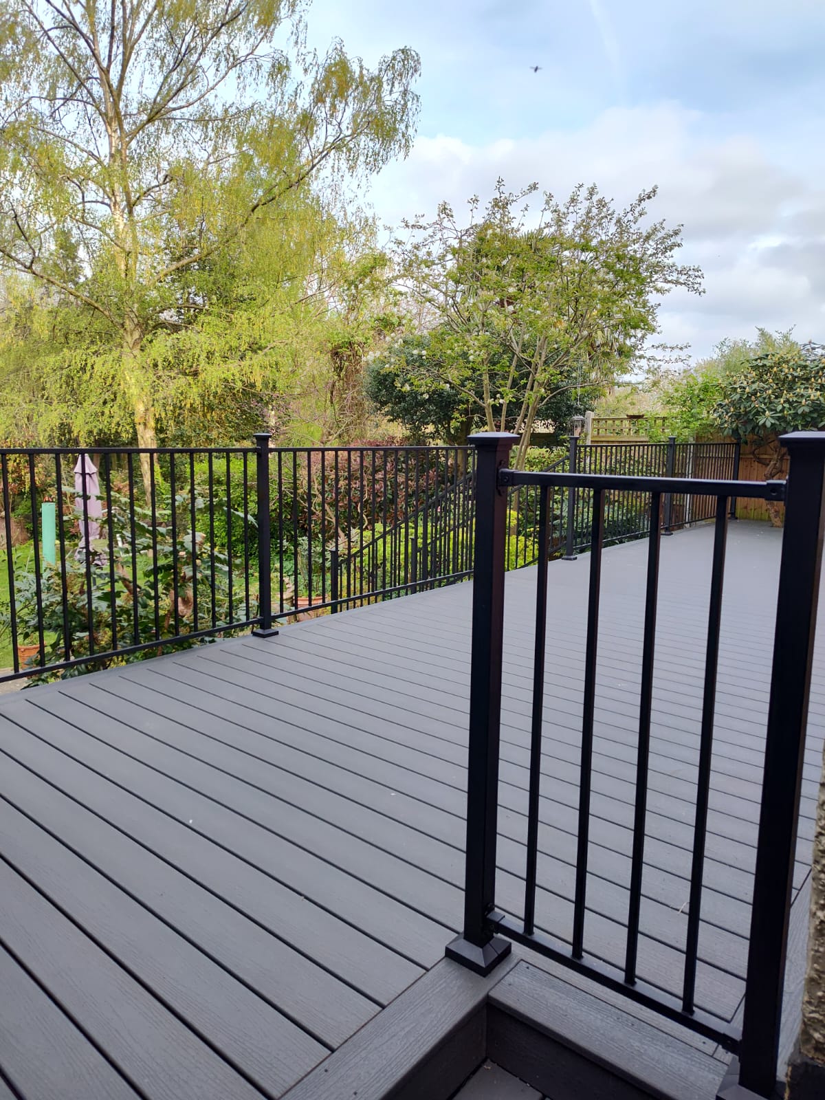 Fortitude traditional railings with decking