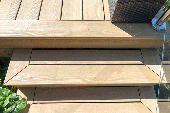 7 (7) Rinato Decking and Glass 3