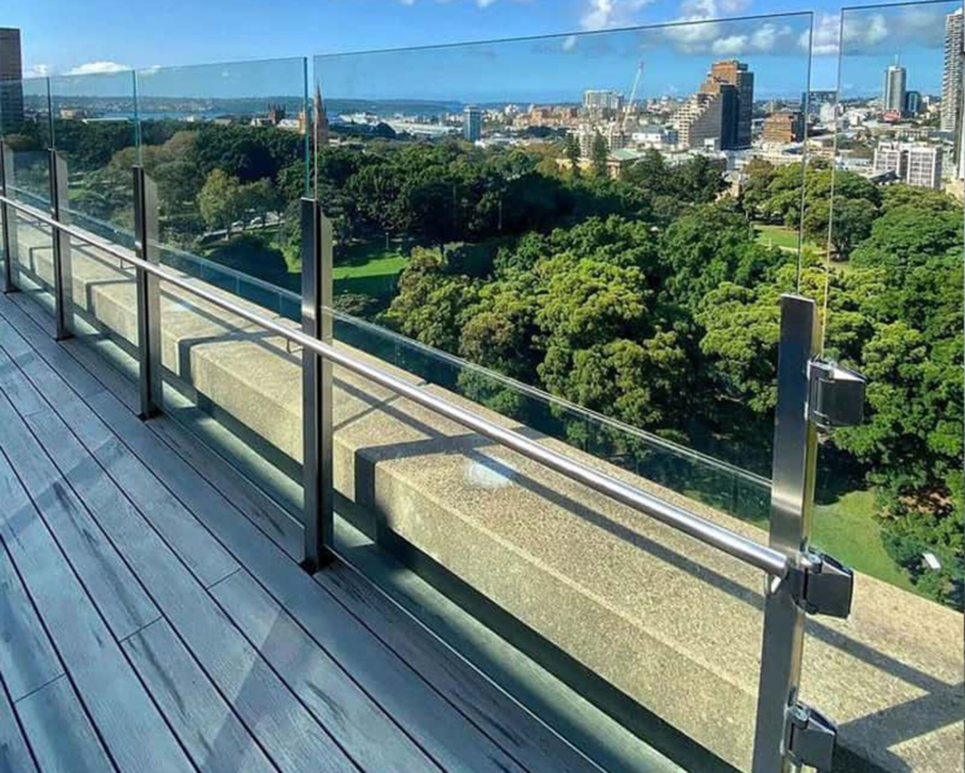 Polaris Soft Close Hinge Glass to Glass on Balustrade Access Gate Polaris PowerClose Hinges 5